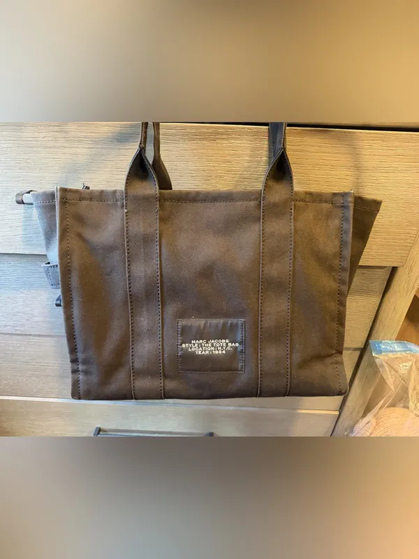 Marc Jacobs The Canvas Large Tote Bag GUC - Image 3