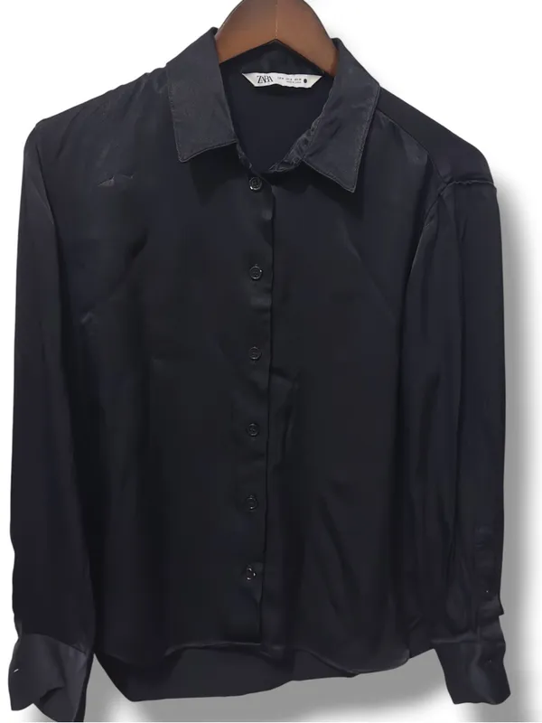ZARA | EUC Black Satin Silky Button-Down Long Sleeve Shirt Blouse (Size M) - Image 3