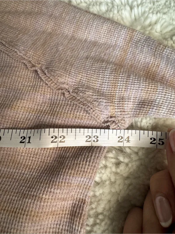 We The Free Mauve Ruffle Henley Top Size M - Image 7