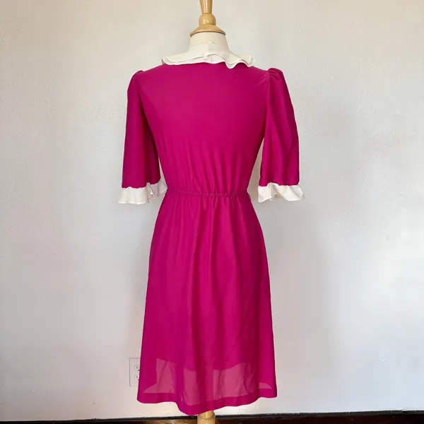 Vintage 70s 80s Pink and White Short Sleeve Midi Dress - Image 10