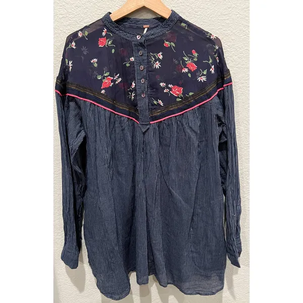 Free People Hearts and Colors Top Size Large - Image 4