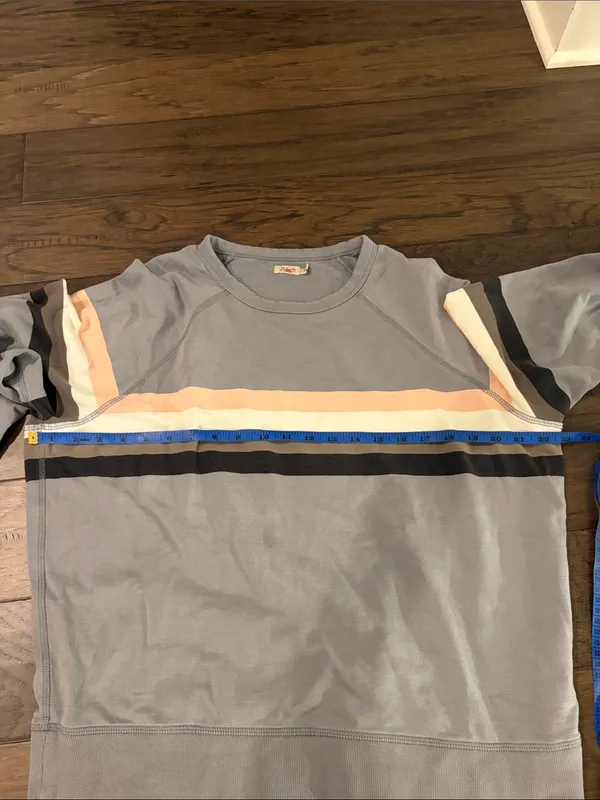 Faherty Chest Stripe Pima Sweatshirt Sz M - Image 6