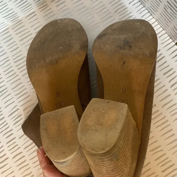 Urban Outfitters Women‎ Taupe Suede Block Heel Ankle Boots Size 9 Back Zip Boho - Image 7