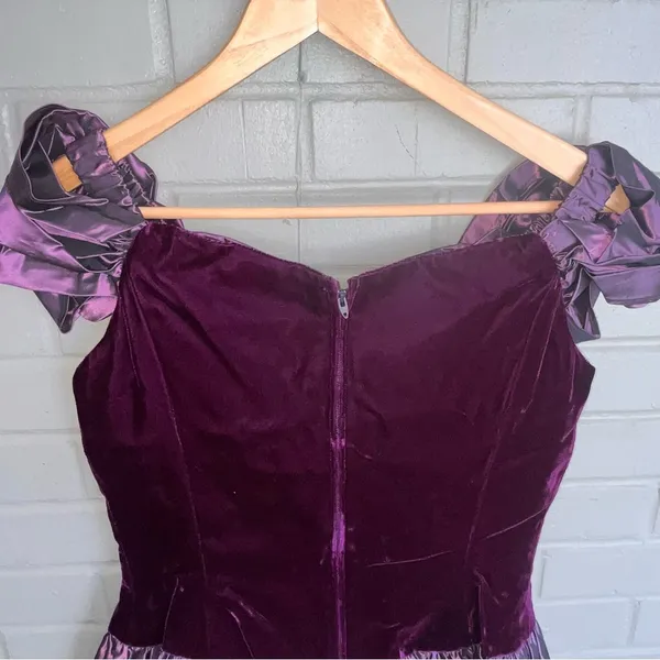 Vintage Jessica McClintock Homecoming Dress Off Shoulder Velvet Taffeta 8 - Image 9