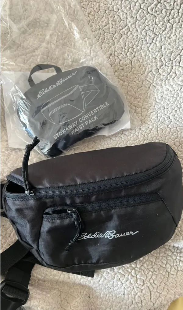 Eddie Bauer Waist pack belt bag Fanny pack new - Image 2