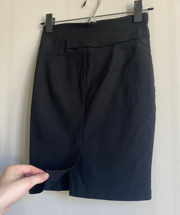 Iz Byer Black Pencil Skirt - Image 6