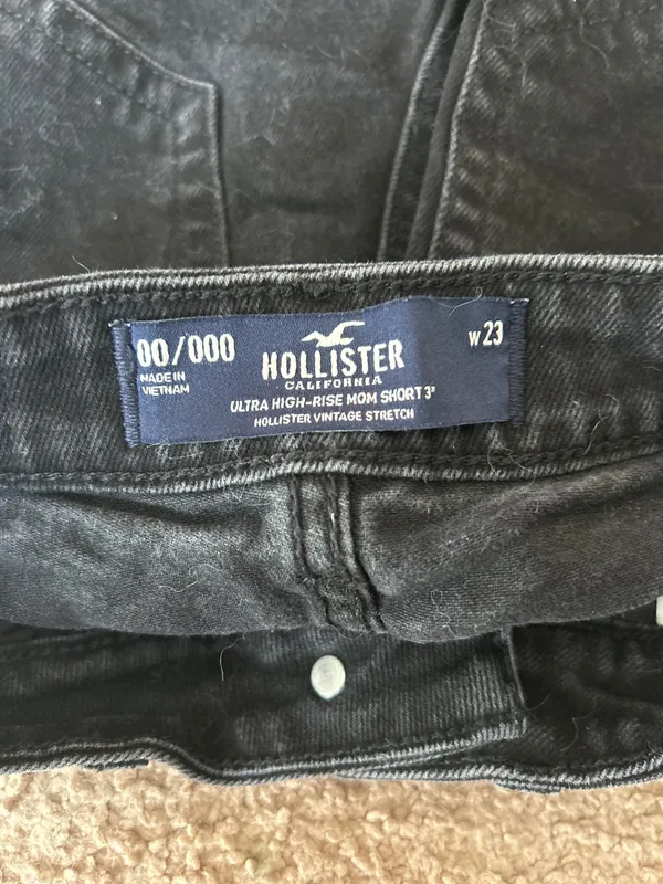 Hollister Jean Shorts - Image 3