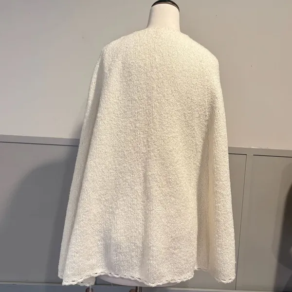 Cream Knit Button - Image 5