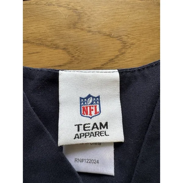 NFL‎ Team Apparel Broncos XL Nursing Scrub Top Medical Polyester Blend Football - Image 3
