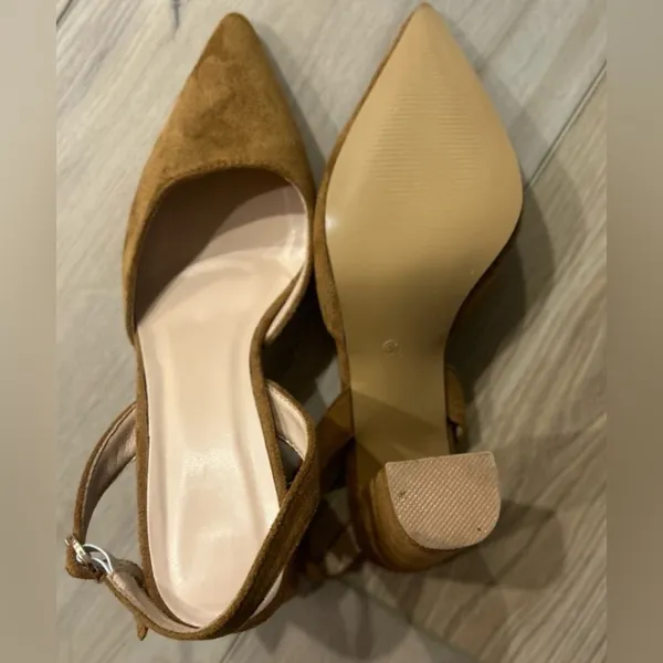 Brown Slingback Pumps Size 39 (8) - Image 4