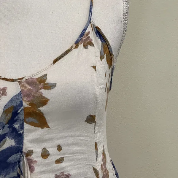 Free People‎ Alyson Floral Slip Dress Blue White Boho Mini Handkerchief Hem XS - Image 5
