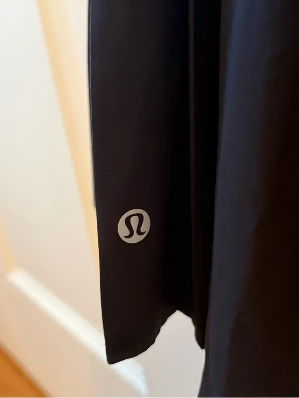 Lululemon Side-Pleat High-Rise Tennis Skirt in Black - Image 4