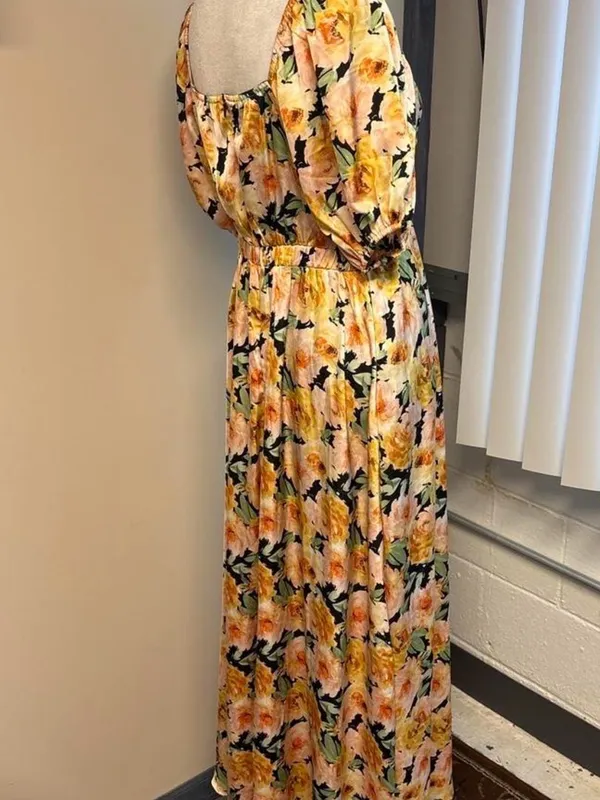 Sweetheart Floral Puff-Sleeve Midi Dress in Cream Floral - Image 5