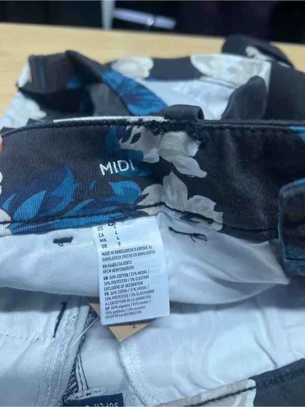American Eagle AEO Twill Floral Midi Low Rise Shorts Size 4 NWT - Image 11