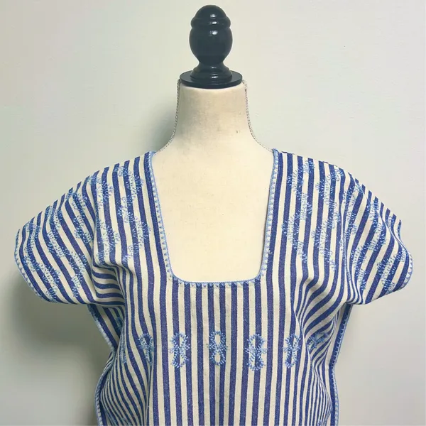 Tuckernuck Ivory Blue Stripe Mini Sullivan Embroidered Canvas Caftan Tunic Small - Image 2