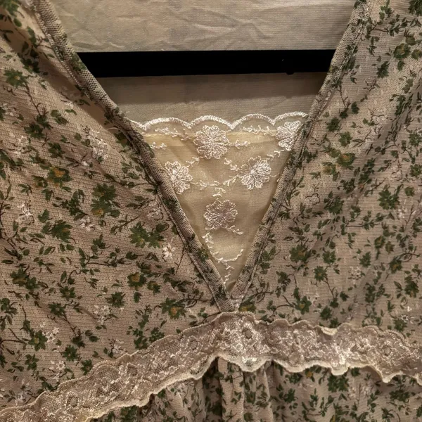 Euro Micromesh Women's Babydoll Dainty Floral Cream Lace Top Lettuce Trim Size M - Image 6