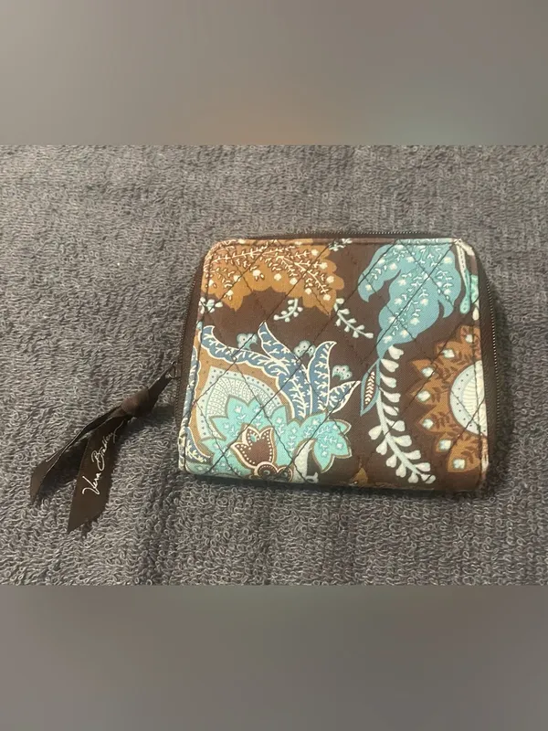 Vera Bradley Java Blue Retired Pattern Zip Around  Wallet - Image 2