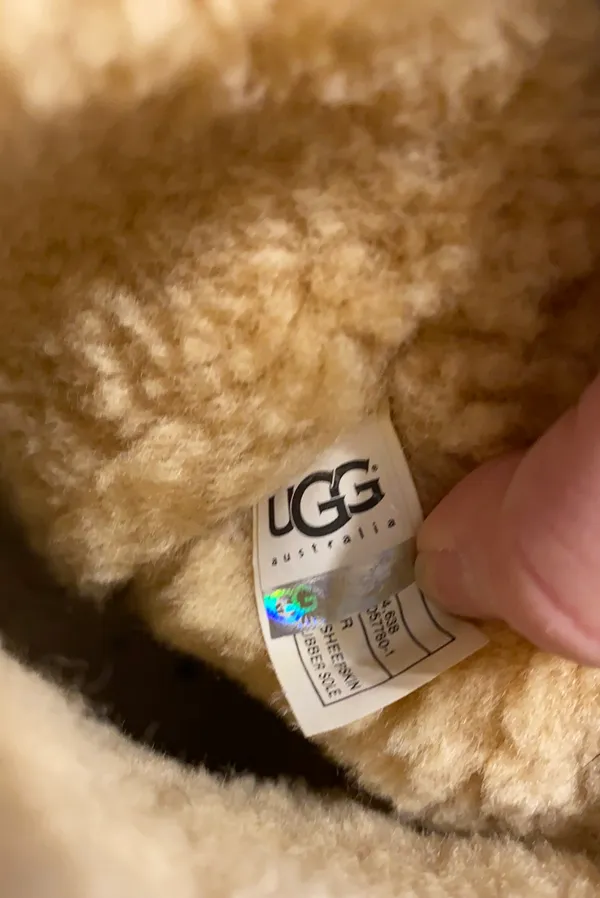 UGG short classic boots (6) chestnut tan light brown winter GUC - Image 7