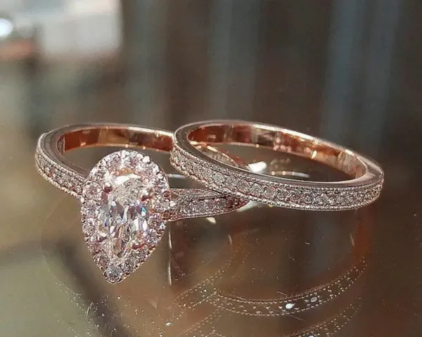 Gorgeous Rose Golden 2 Piece Teardrop Shape Cocktail Ring and Band Set Size 7 - Image 4