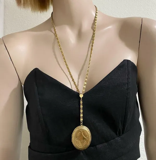 Vintage Signed 1928 Scroll Chain Link Gold-tone Locket Pendant 30” Necklace - Image 2