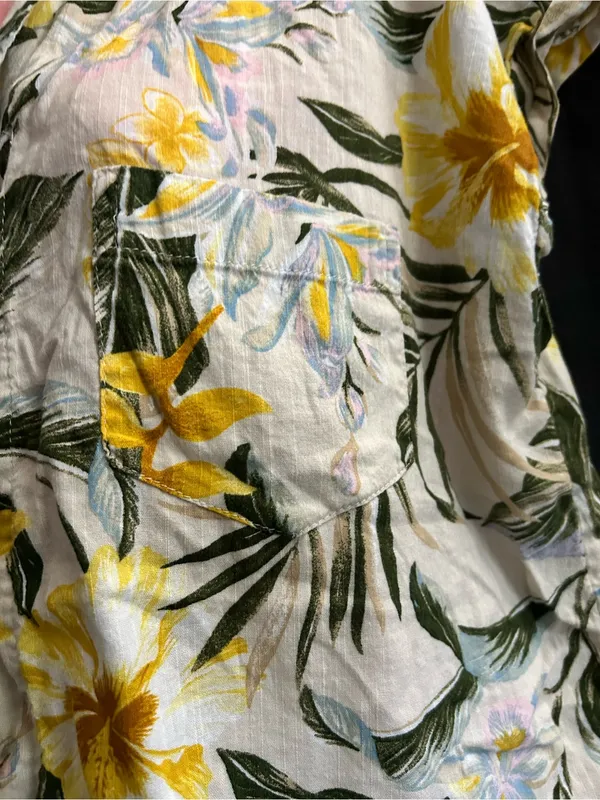 Old Navy Yellow & Green Floral Tie-Front Button Down Top LG - Image 7