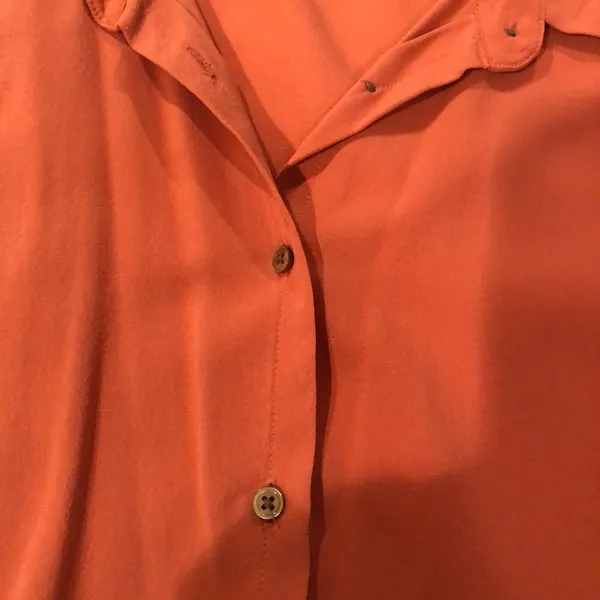 Banana Republic Silk Blouse -size large - Image 2