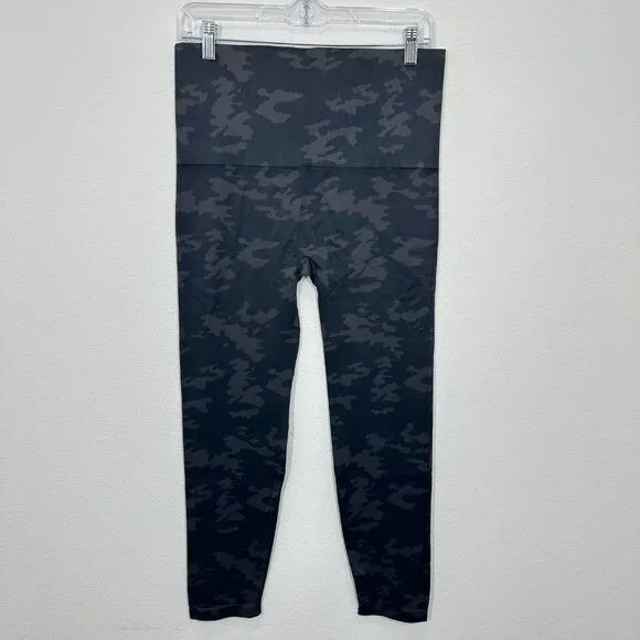 Spanx Plus Size Ecocare Seamless Leggings Black Camo Casual Travel‎ Comfort NWT - Image 2