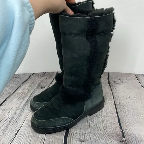 UGG Sundance II Revival Black Tall Boots size 7W - Image 2