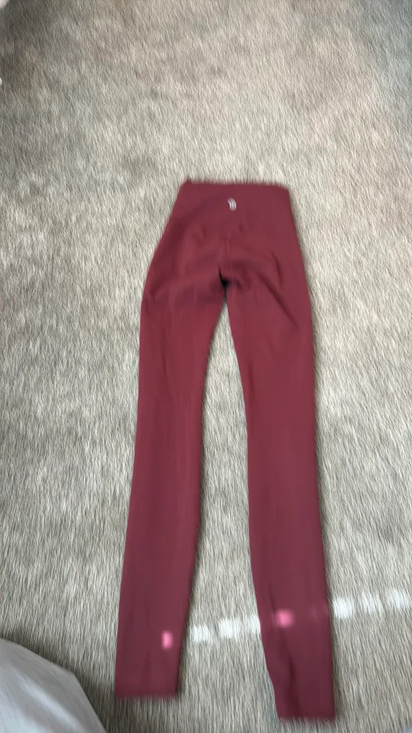 Maroon Lululemon Leggings Align 25" - Image 4