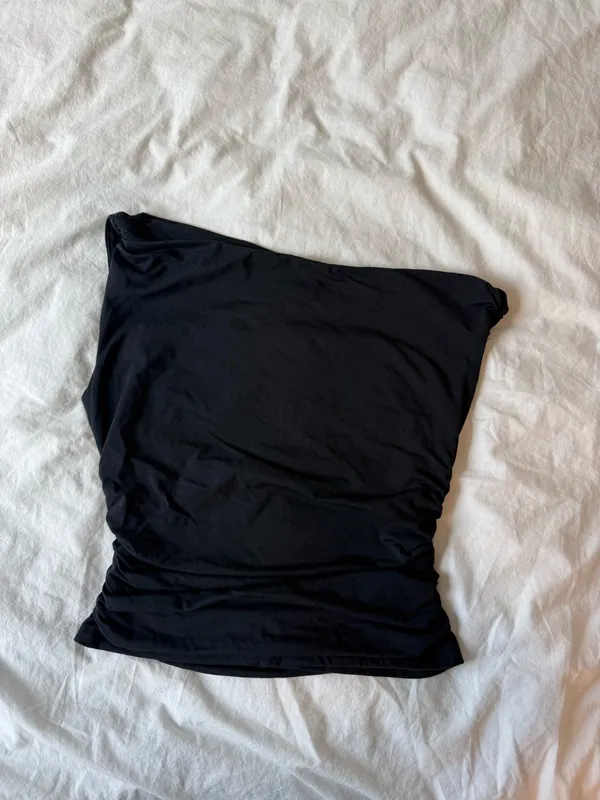 Abercrombie Asymmetrical Black Twist Top - Image 2
