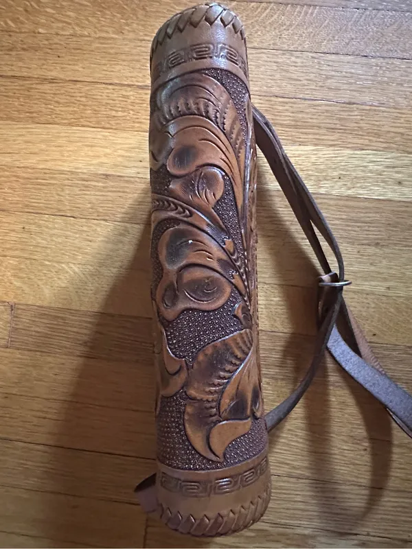 Vtg Hand Tooled Leather Mexico Stamped Crossbody Bag - Image 10