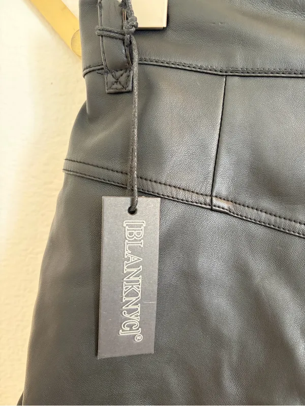 NWT BlankNYC Lonestar Black Faux Leather Shorts 24 - Image 5