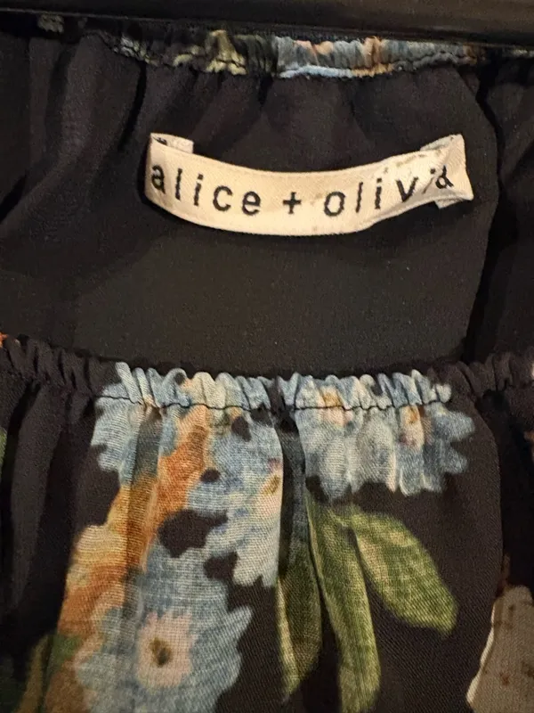 Alice + Olivia Alta Peasant Blouse top black floral birds sz S romance boho - Image 4