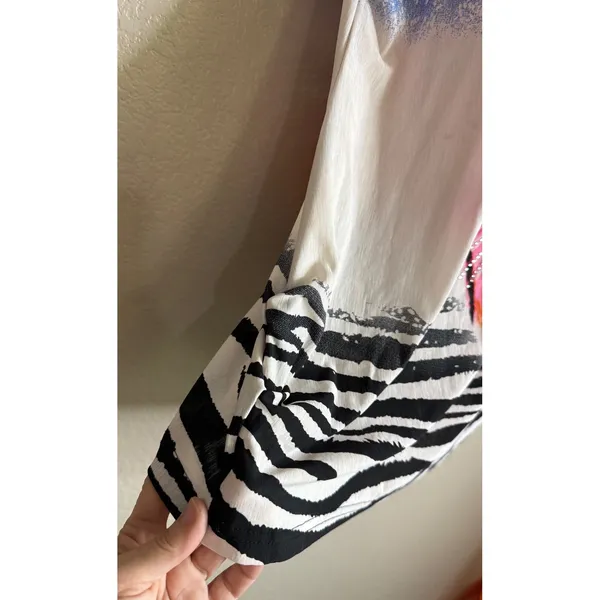 Womens M/L Tunic‎ Top Blouse Blue Pink Tiger Rhinestone Zebra Ombre Graphic - Image 8