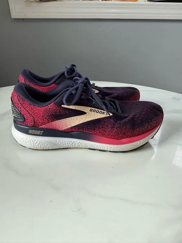Brooks Ghost Women's Running Shoes - Navy and Pink - Image 2