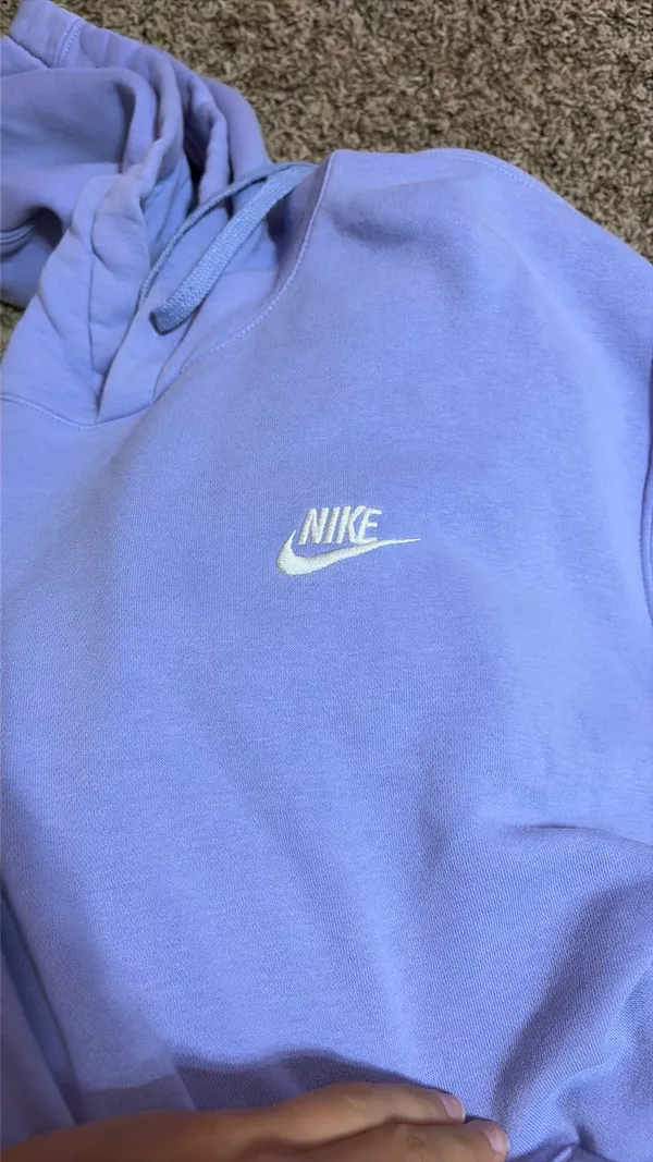 Nike hoodie - Image 4