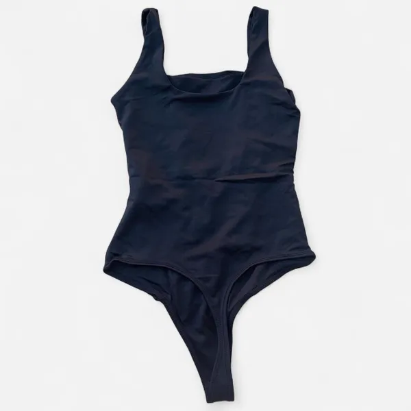 Black one piece top with ruched detailing - Image 3