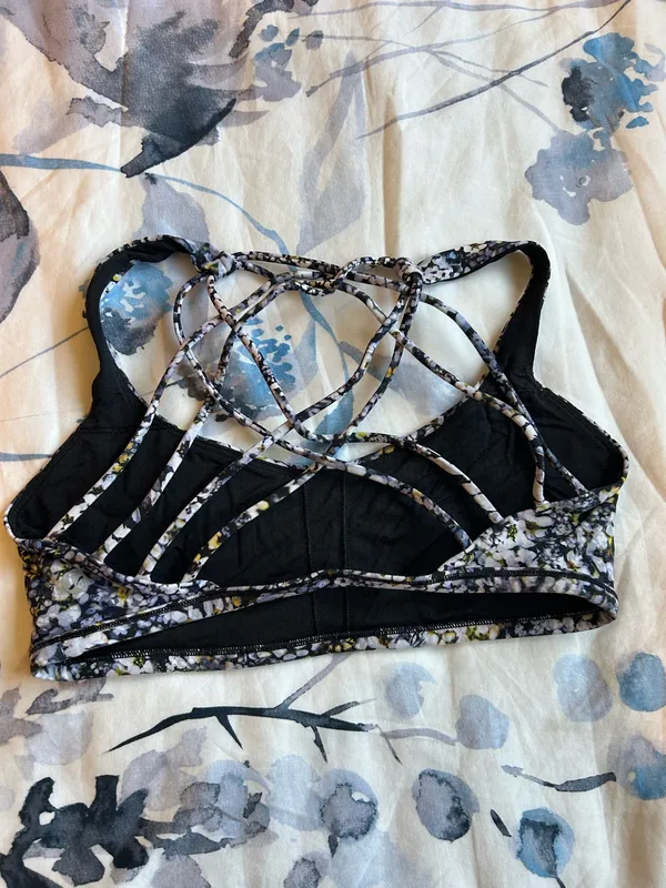 Lululemon Free To Be Bra - Image 2