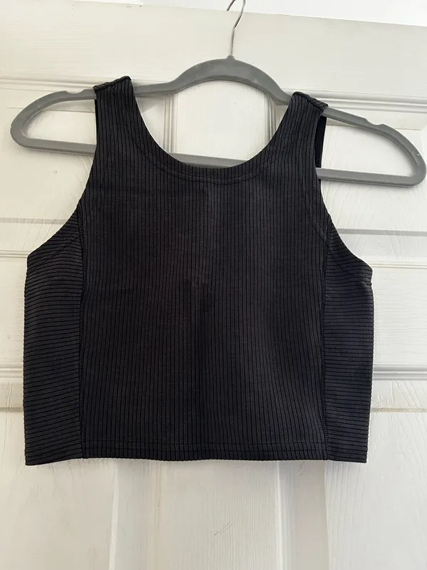 Lululemon Crop Tank - Image 4