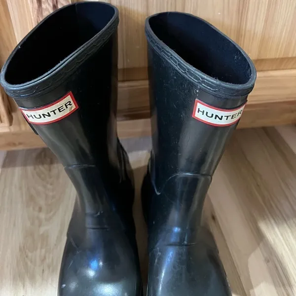 Hunter Black Rubber Boots Size 5M/6F - Image 3