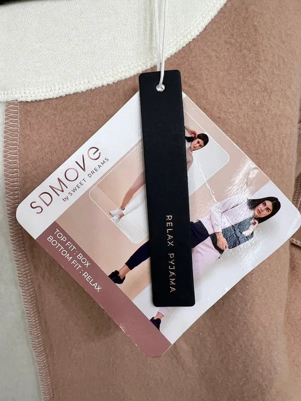 SDMOVE Two-Tone Zip Front Sweatshirt in Cream & Dusty Rose - Image 7