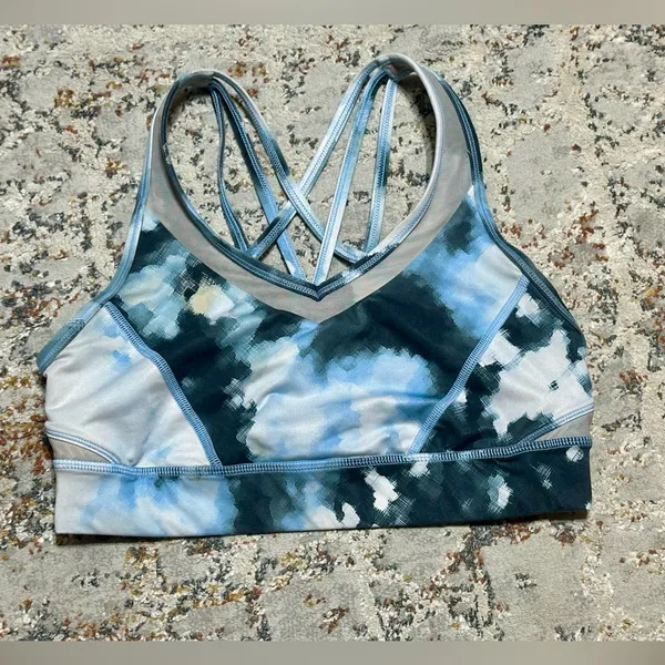 LULULEMON sports bra size 8 - Image 3