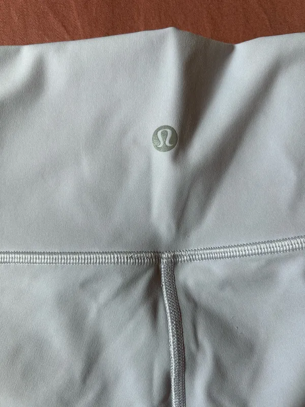 Lululemon Leggings Wunder Under 25" - Image 3