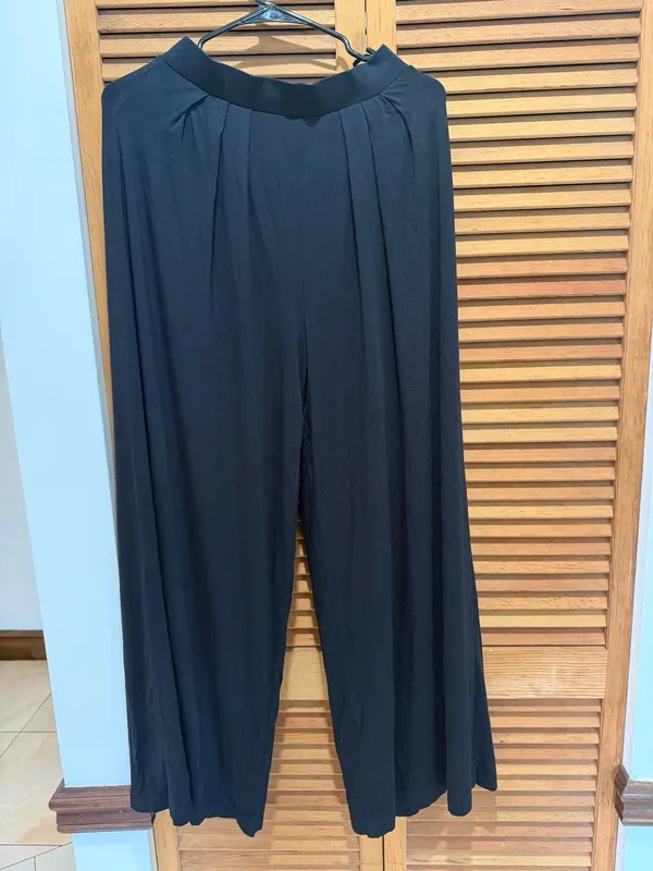 JLUXLABEL Black Double-Lined Pleated Wide Leg Palazzo Pants High Waist - Size S - Image 2