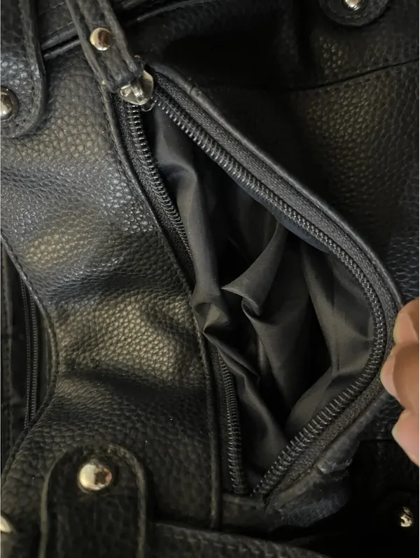 VTG Y2K Black Horsebit Hardware Shoulder Bag Genuine Leather - Image 7