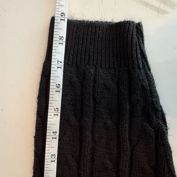 PrettyLittleThing Cable Knit Shrug Sweater Women’s S Black Extreme Crop Bolero - Image 9