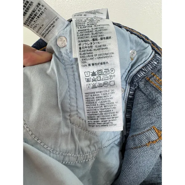 Levis Wedgie Bootcut Jeans High Rise Button Fly Dark Wash Blue W32 L32 - Image 6