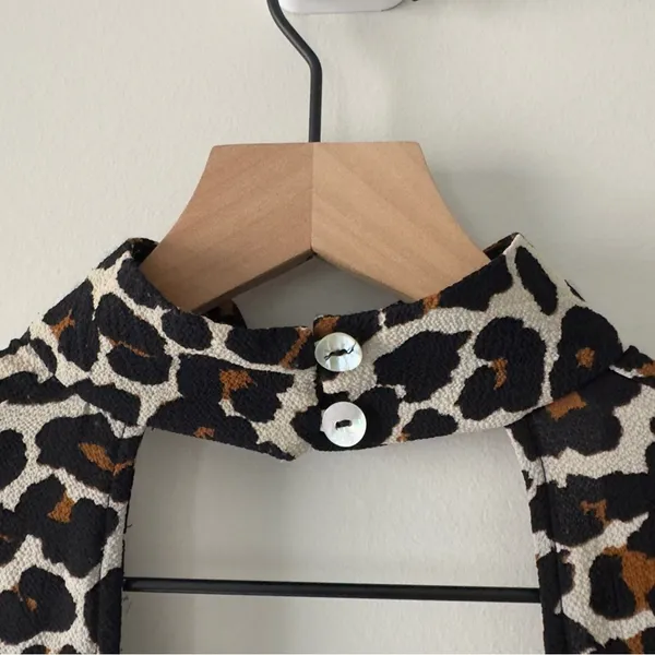 Show Me Your Mumu animal print cut out Halter neck Sheath Dress mini leopard EUC - Image 4