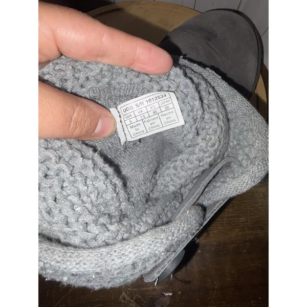 UGG Shaina boots gray size‎ 9 Wear Tall Or Cuffed/folded - Image 7