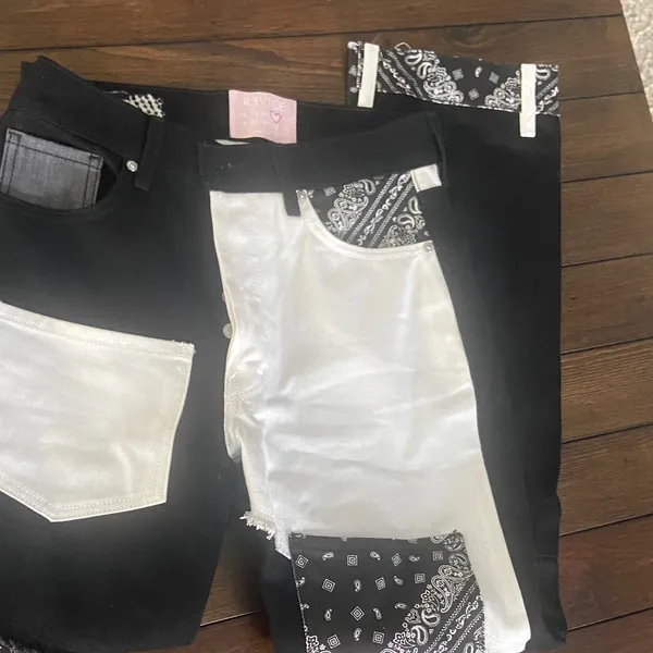 Revice Denim Jeans Women’s Size 26 Black White Bandana Patchwork jeans - Image 11